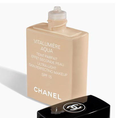 Chanel Vitalumiere Aqua Ultra Light Skin Perfecting Makeup SPF 15 (50-Beige)