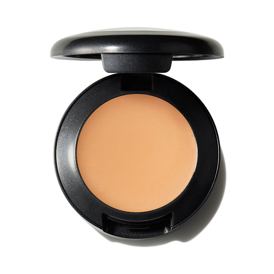 Mac Studio Finish SPF 35 Concealer (NC20)